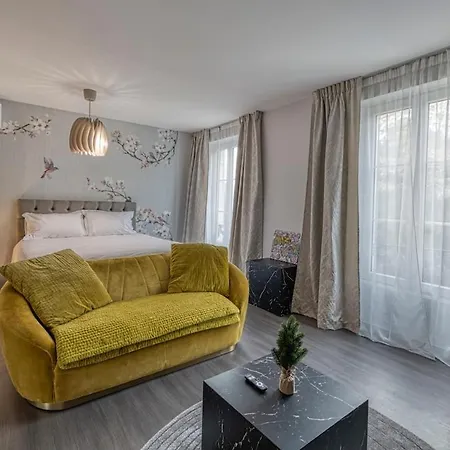 La Nuit Au Quai De Luxe Pinotnoir *